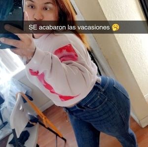 Meet your Posher, Karla